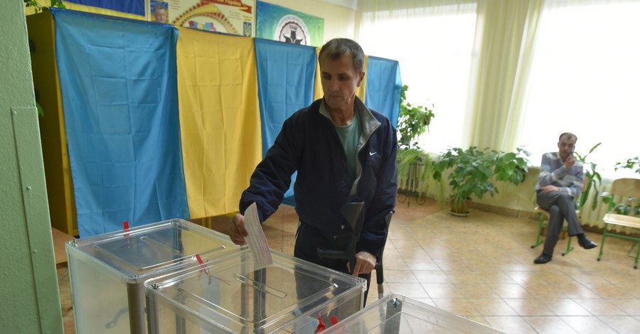 СОЦИС: в Днепропетровске на выборах победил  Филатов