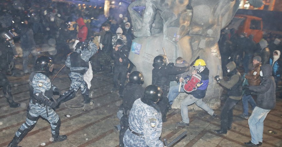 Cиловики расскажут президенту о преступлениях на Майдане