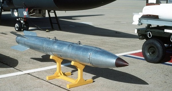 США испытали модернизированную ядерную бомбу 