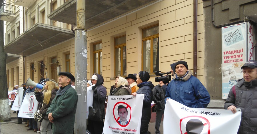 В Киеве требовали привлечь к ответственности владельцев АЗС