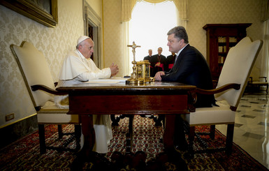 Папа Римский принял приглашение Порошенко посетить Украину