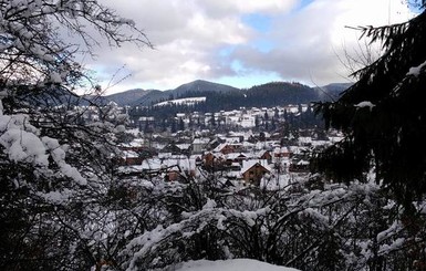 Ивано-Франковщина из-за сильного снега осталась без света