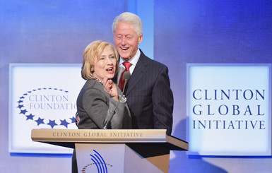 Билл и Хиллари Клинтон: семейные скандалы тянутся 20 лет
