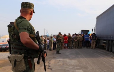 Украина усиливает границу с Крымом