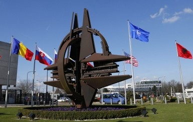 Польша хочет разорвать заключенное в 1997 году соглашение НАТО-Россия 