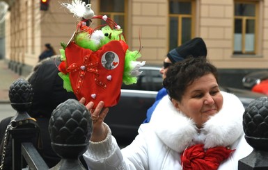 Тимошенко в юбилей прогуляла Раду