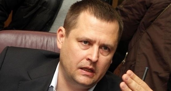 Старейший депутат горсовета Днепропетровска отказался вручать Филатову булаву мэра