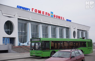 Чтобы попасть в Украину, российские самолеты на полчаса приземляются в Гомеле