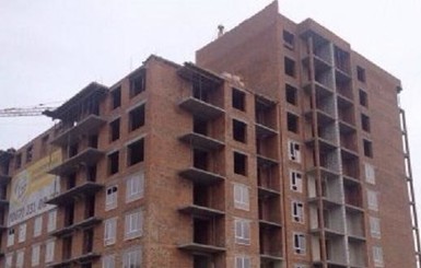 Во Львове четыре многоквартирных дома построили без разрешения