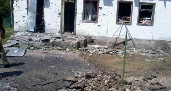 Штаб АТО: украинские военные попали под обстрел в Зайцево