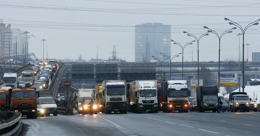 В Москве образовалась рекордная пробка из-за протеста дальнобойщиков