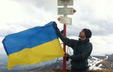 На Эльбрусе продолжаются поиски пропавшего украинского астронома