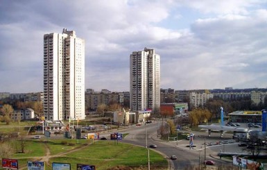 В Днепропетровске 16-летний любитель экстрима сорвался с 26-го этажа