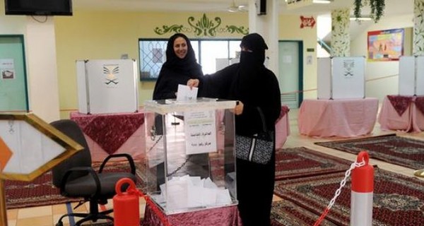 На местных выборах в Саудовской Аравии впервые победила женщина