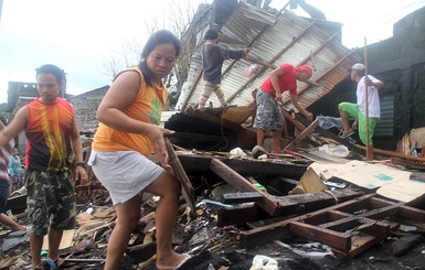 На Филиппинах из-за тайфуна 