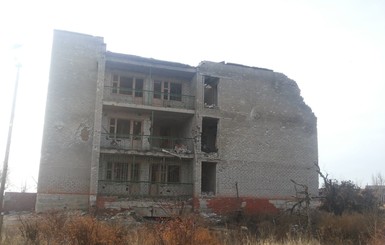 У Луганского украинских бойцов обстреляли из противотанковых ракет