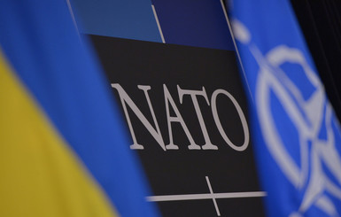Украина подписала с НАТО дорожную карту по оборонному сотрудничеству 