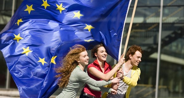 МИД: без денег украинцев не пустят путешествовать по Евросоюзу