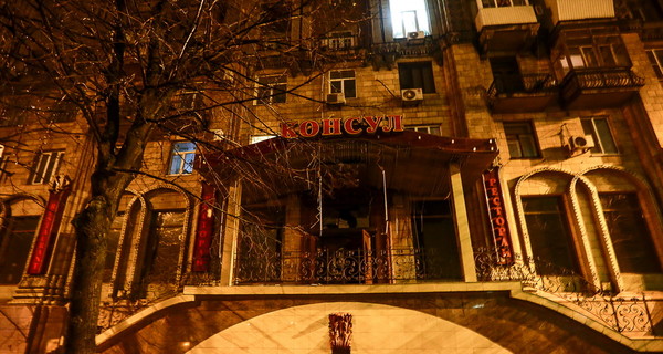 В  Запорожье ночью у ресторана взорвалась граната 