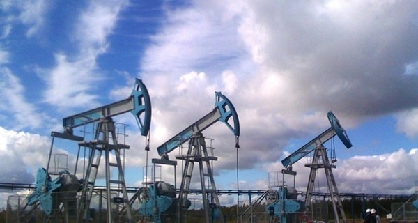Эксперт: Нефть может упасть ниже $36 за баррель