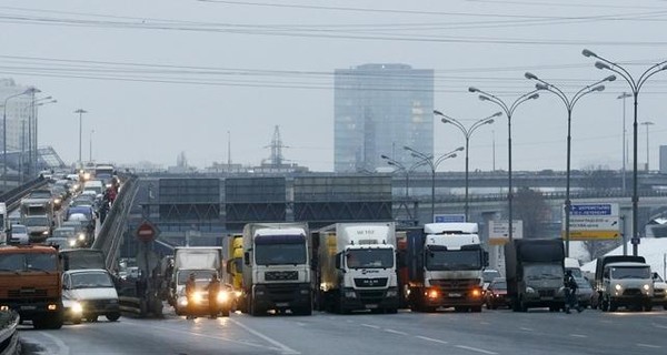 Российским грузовикам ввели плату за проезд по дорогам Литвы