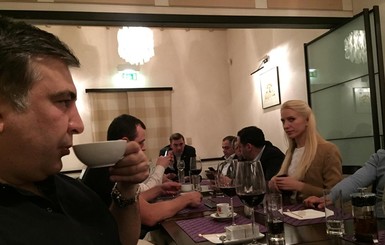 Саакашвили просит сброситься на его Антикоррупционный форум