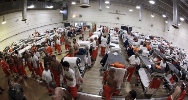 В США ошибочно освободили из тюрем 3,200 заключенных 