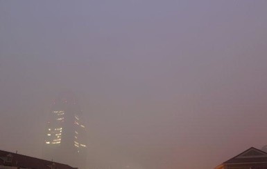В Пекине отменяют авиарейсы из-за сильнейшего смога