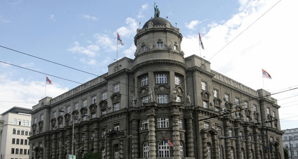 В Сербии по обвинению в коррупции арестовали 79 человек, включая экс-министра