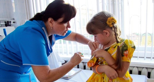 Под Харьковом шестеро малышей попали в больницу с отравлением