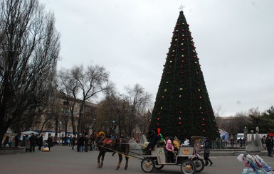 На главной площади Запорожья в новогоднюю ночь устроят дискотеку