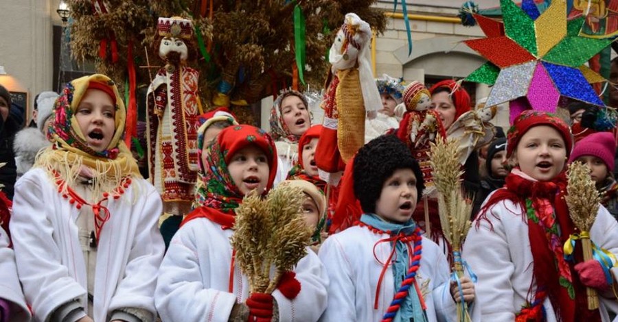 Рождество во Львове: Праздник пампуха, трехметровый Дидух и Звезда Мира