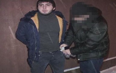 В Одессе задержали банду, 30 раз напавшую на тусовщиков