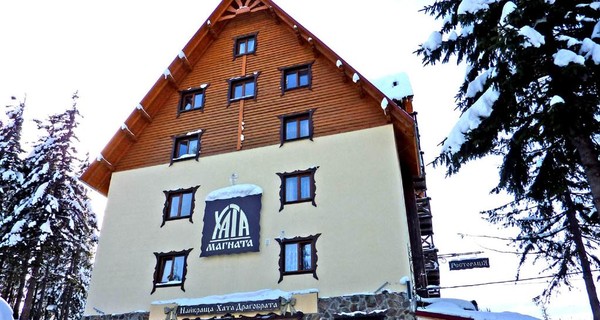 Военные в камуфляжной форме устроили драку на 