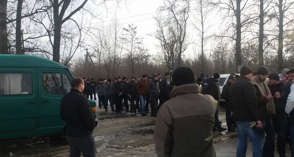 На Львовщине шахтеры перекрыли дорогу на границе с Польшей