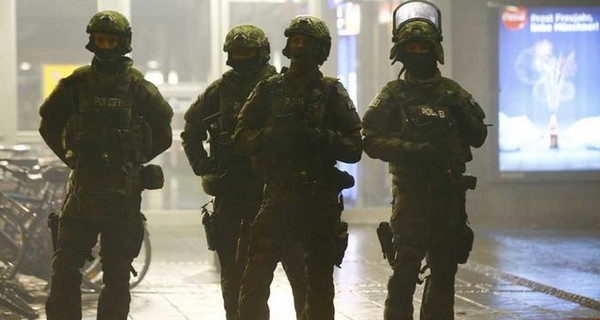СМИ: в Германии могут произойти теракты по парижскому сценацию 