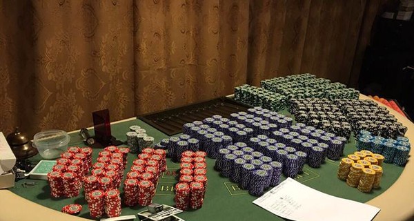 В центре Киева накрыли подпольное казино
