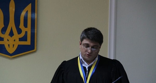Порошенко уволил четырех судей, среди них - скандально известный Киреев