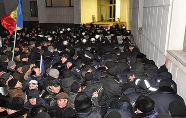 Молдаване о митингах в Кишиневе: 