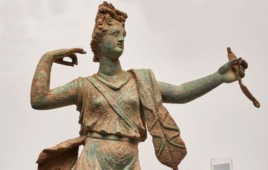 На острове Крит обнаружили уникальные статуи античных богов