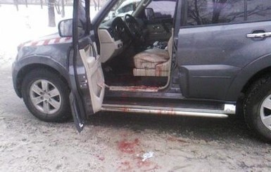 Киевскому водителю, который 20 раз ударил ножом женщину после ДТП, сообщили о подозрении