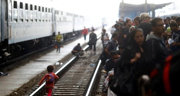 СМИ: Турция просит у ЕС пять миллиардов на трудоустройство беженцев
