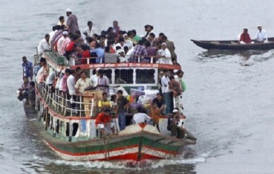 У берегов Турции затонула лодка с беженцами, погибли пятеро детей