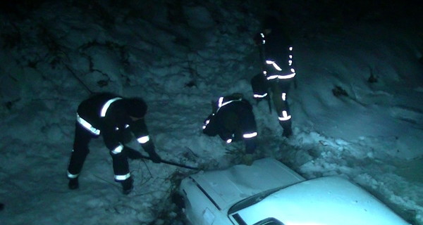 В Харькове под лед провалилась пятерка 