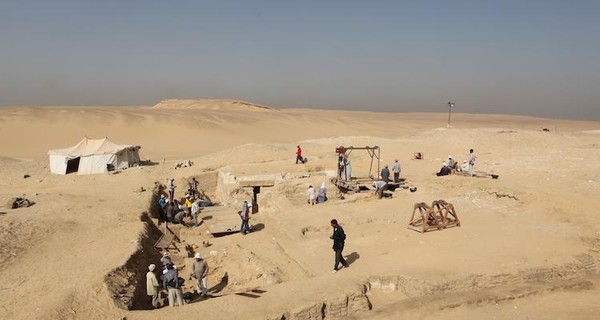 В Египте обнаружили лодку фараона возрастом 4500 лет