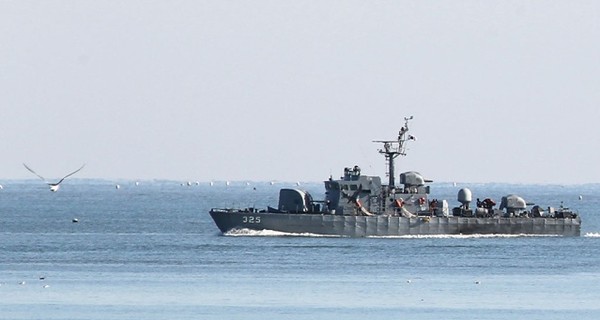 Южная Корея заявила о вторжении катера КНДР в ее акваторию