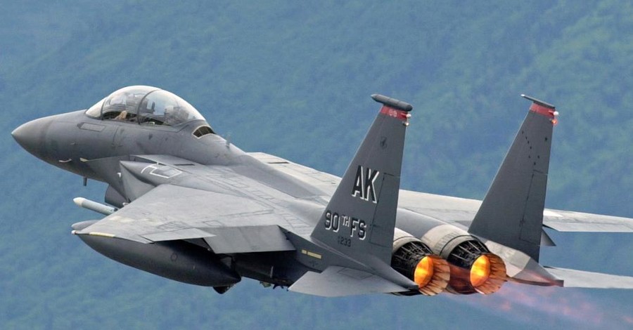 Американские истребители F-15 проведут учения в Финляндии