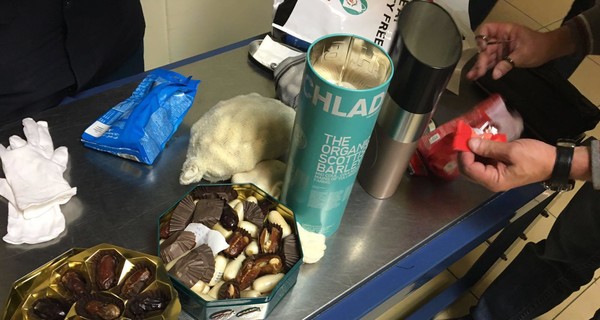 Пассажир одесского аэропорта пытался перевезти кокаин