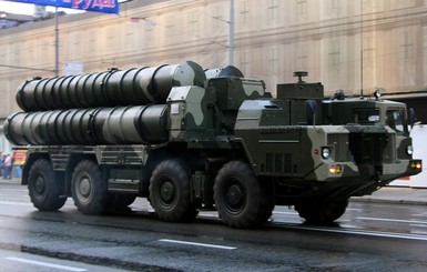 Россия начнет поставлять зенитно-ракетные комплексы С-300 Ирану