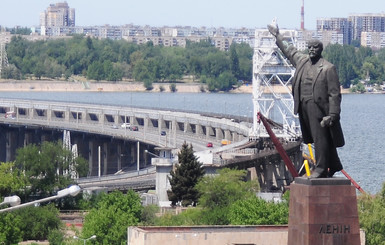 В Запорожье наконец-то решили, когда демонтируют главного Ленина